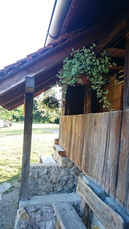 Rustic Home Mia Дуга-Реса Номер фото